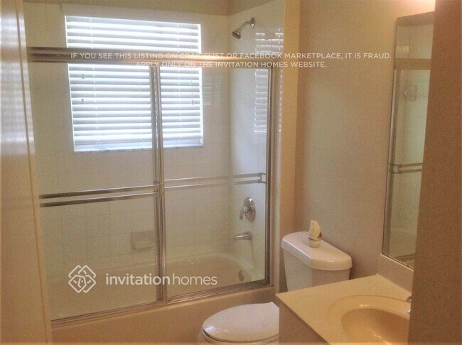 Building Photo - 5000 Northern Lights Dr