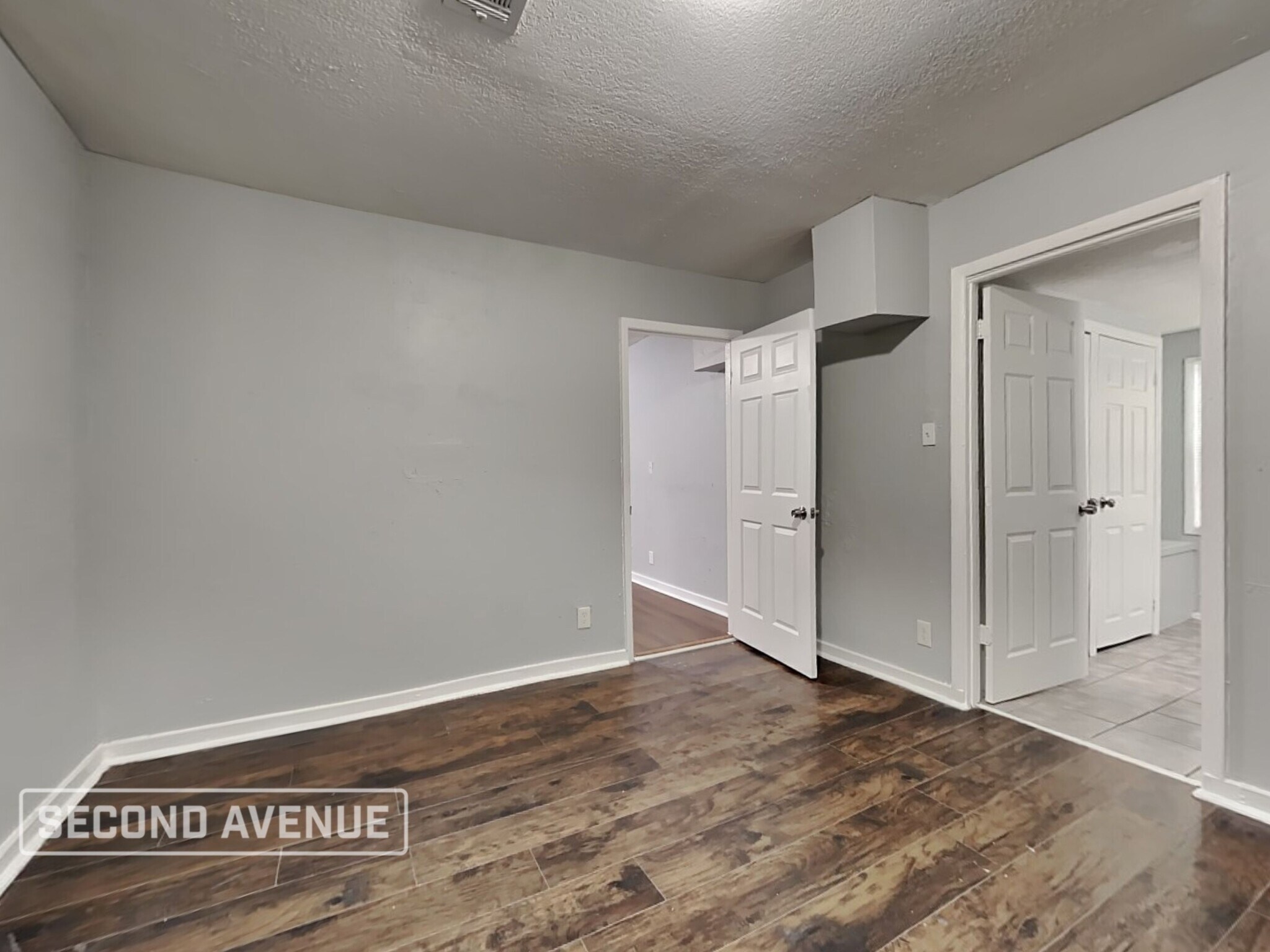 Building Photo - 5721 Teeler Ave