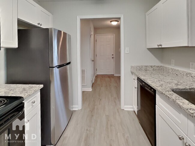 Building Photo - 123 Pay Day Ln