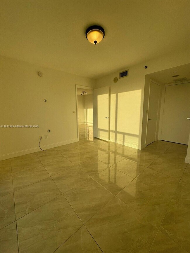 Building Photo - 50 Biscayne Blvd