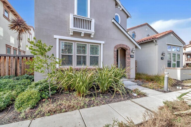 Building Photo - Wow! What a Great Home! Available Soon!