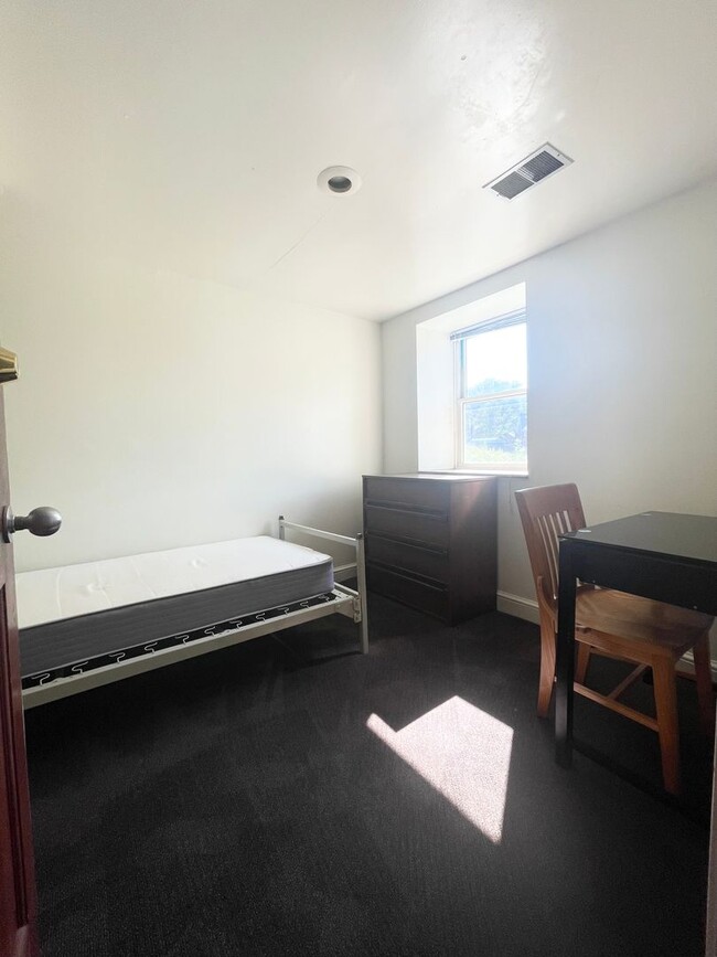 Building Photo - Waitlist Available: Unit Reserved