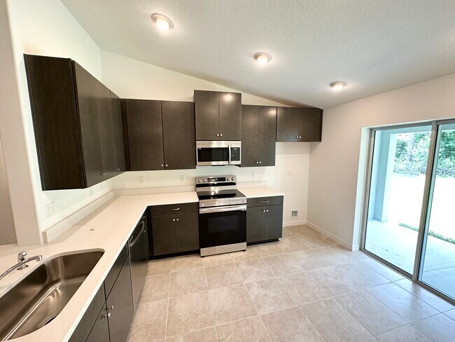 Building Photo - 100 Slumber Meadow Trail