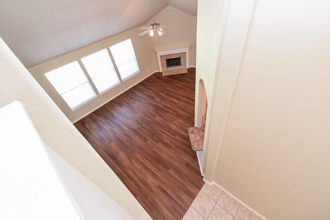 Building Photo - 15007 Grape Orchard Ct