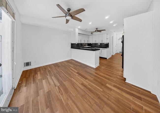 Building Photo - 73 G St SW