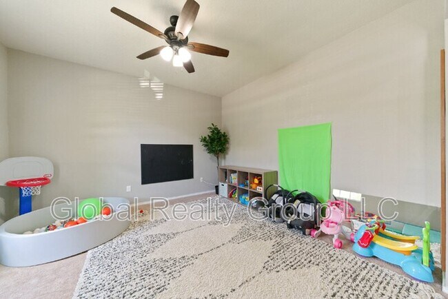 Building Photo - 27326 Trinity Cross