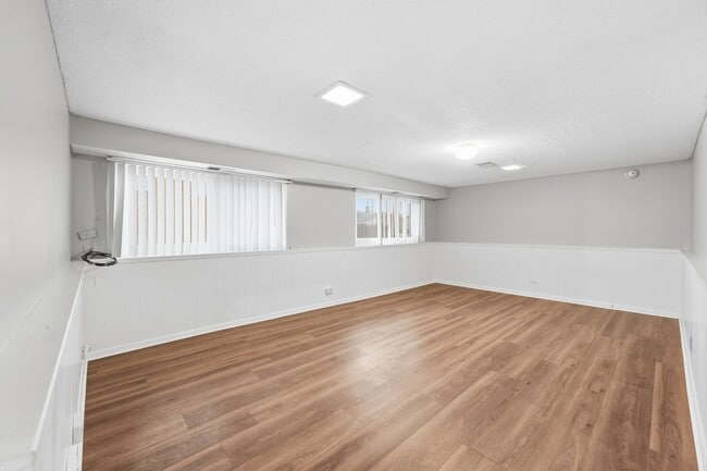 Building Photo - 7030 W Carol Ave