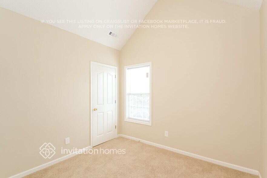 Building Photo - 180 Eastfield Ct