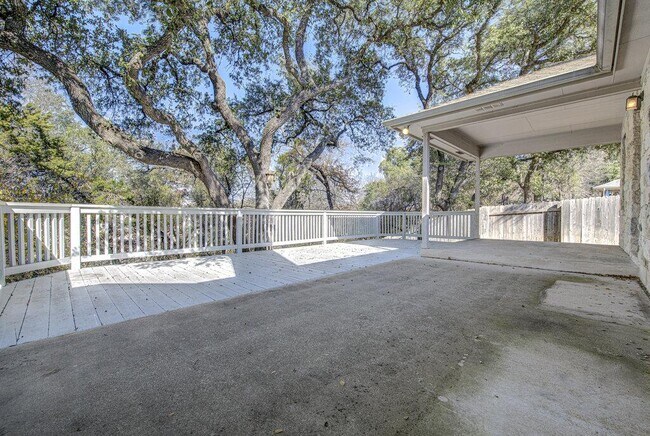 Building Photo - 2008 Creek Ledge Pl