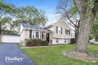 Building Photo - 124 S Chestnut Ln