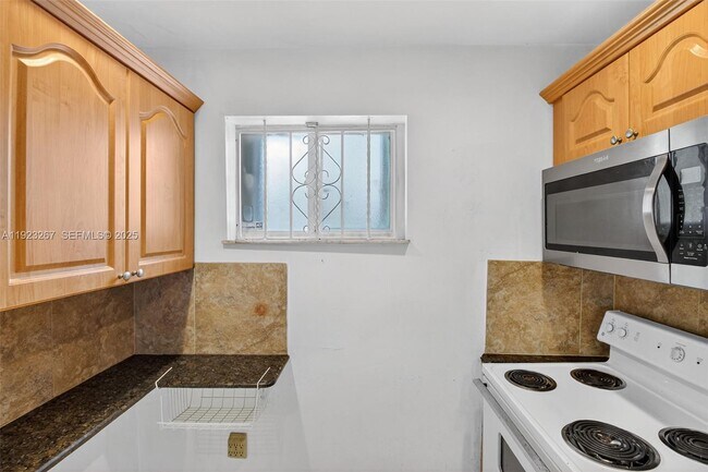 Building Photo - 11309 SW 200th St