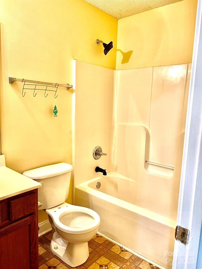 Building Photo - 905 Doris Ray Ct