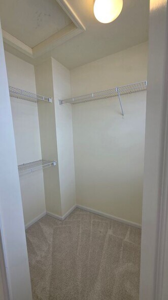 Building Photo - 1547 Cass Lake Rd