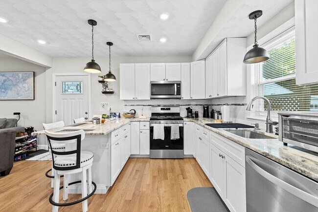 Building Photo - 57 Buffum St