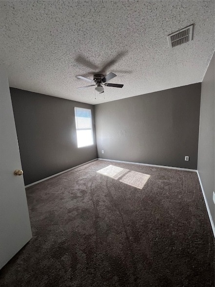 Building Photo - 512 Magdalen Ave