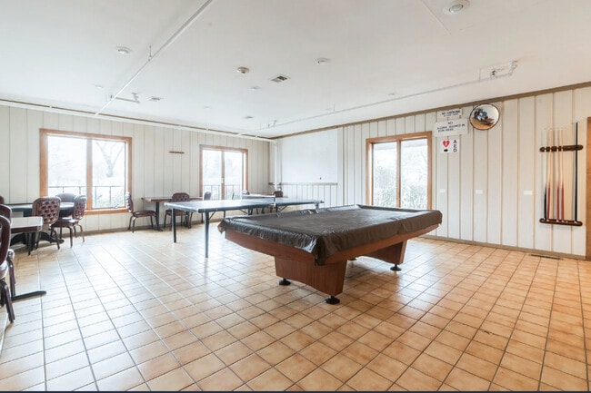 Building Photo - 238 Driftwood Ln