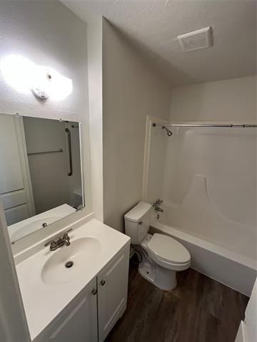 Building Photo - 824 Johnnie Row