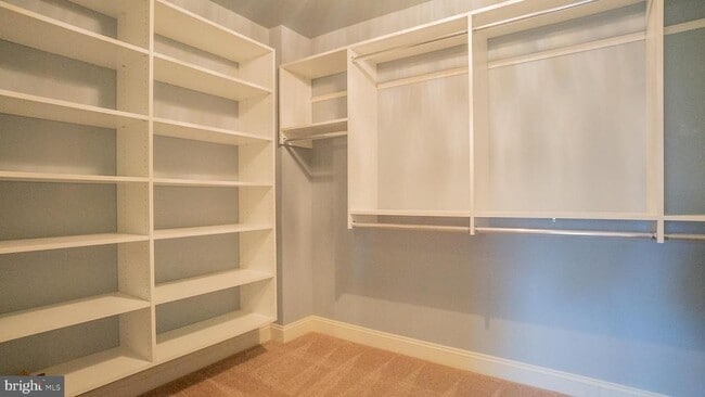 Building Photo - 108 Barefield Ln