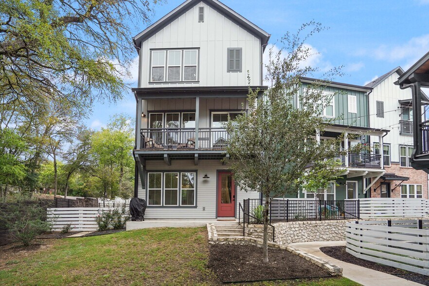 Building Photo - 3809 Valley View Rd