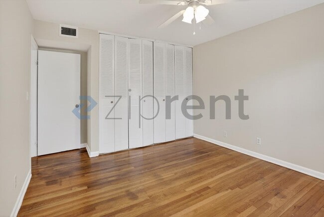 Building Photo - 463 Medlock Rd