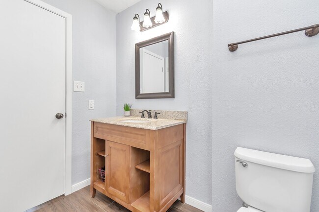 Building Photo - 13406 Splintered Oak Dr