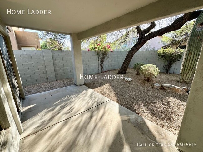Building Photo - 10518 E Star of the Desert Dr