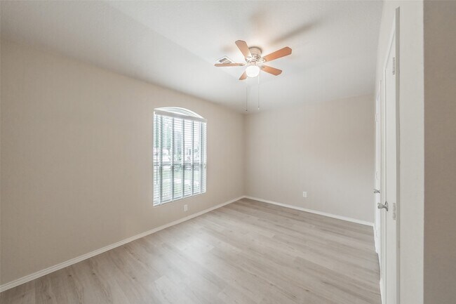 Building Photo - 629 Chalk Knoll Rd