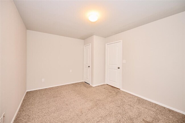 Building Photo - 13918 Nicolet Arbor Ln