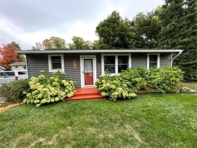 Primary Photo - 1712 Avocet Ln