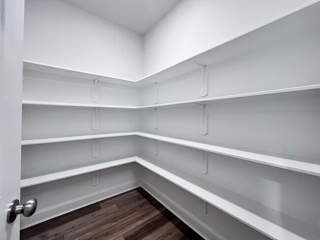 Building Photo - 360 Canyon Gap Wy