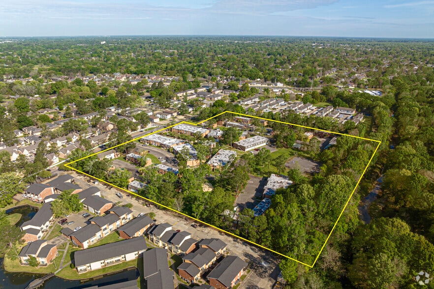 Approximate Property Boundary - Bella of Baton Rouge Apartments