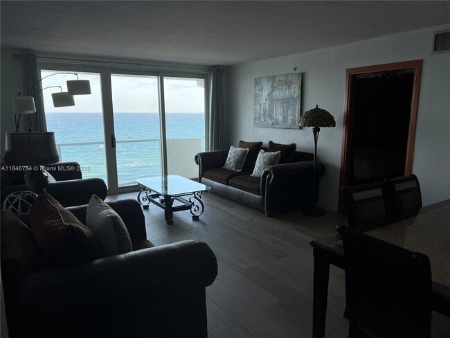 Building Photo - 9499 Collins Ave