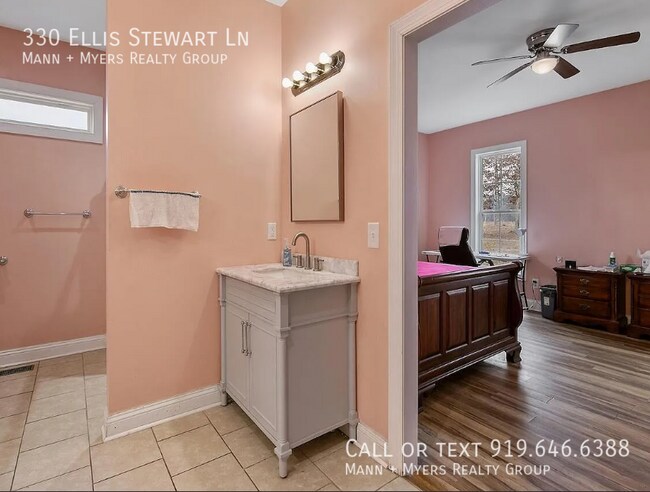 Building Photo - 330 Ellis Stewart Ln