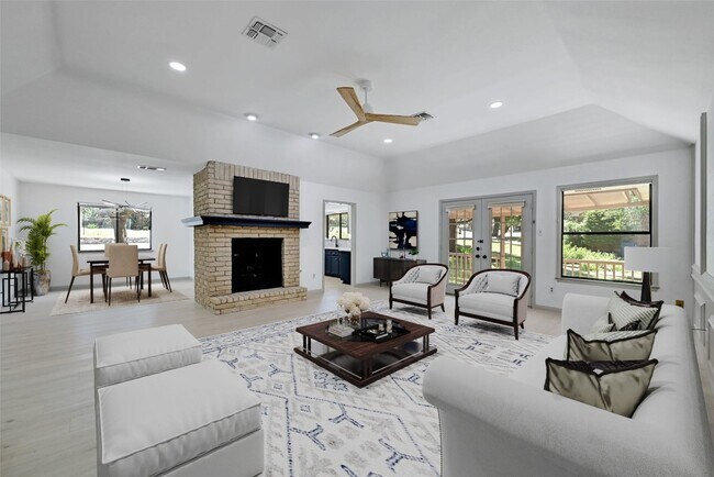 Building Photo - 6010 Salton Dr