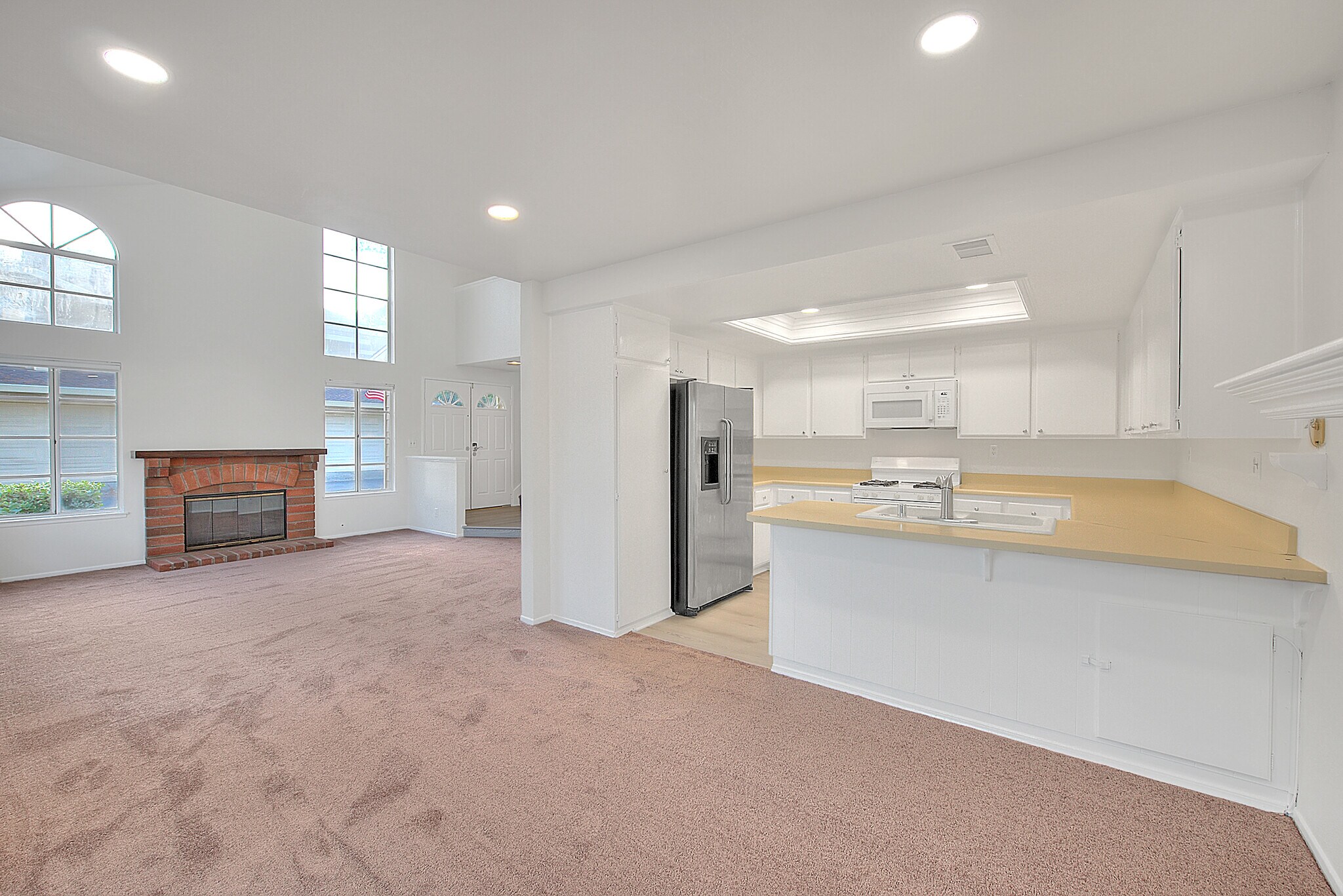 Building Photo - 26222 Fern Glen