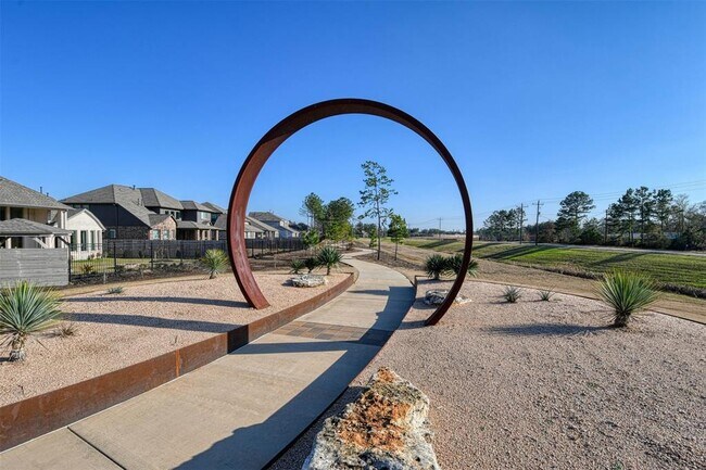 Building Photo - 17099 Crimson Crest Dr