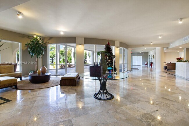 Building Photo - 2351 Douglas Rd