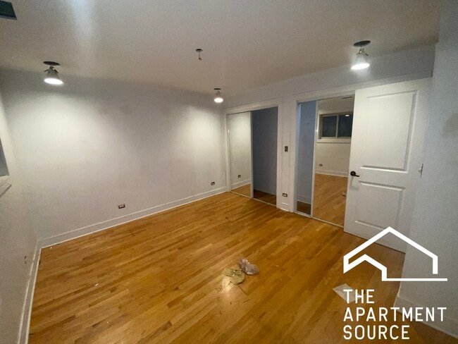 Building Photo - 2528 W Fitch Ave