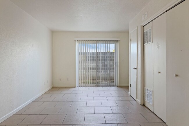 Building Photo - 3557 Merced Ave