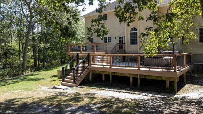 Building Photo - 113 Lighthouse Ln