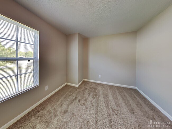 Building Photo - 5104 Mintvale Dr