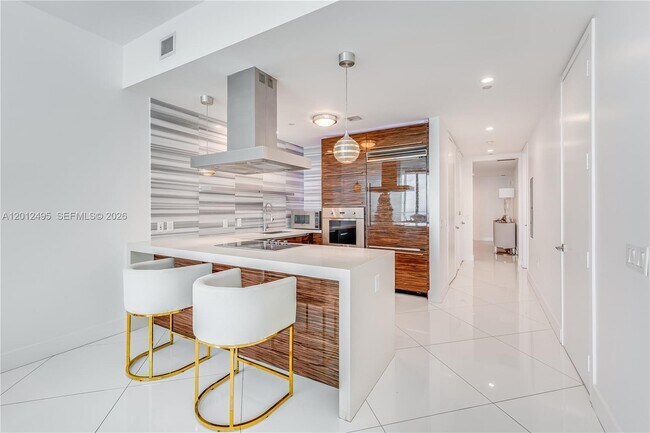 Building Photo - 1100 Biscayne Blvd