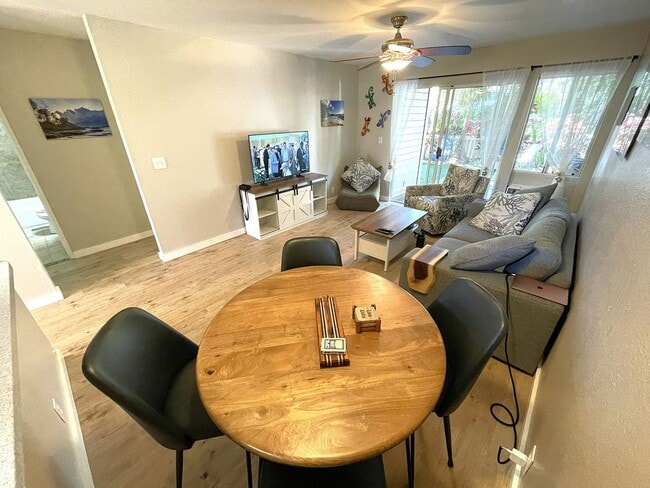 Building Photo - Furnished Ground Floor Southpointe Condo Available