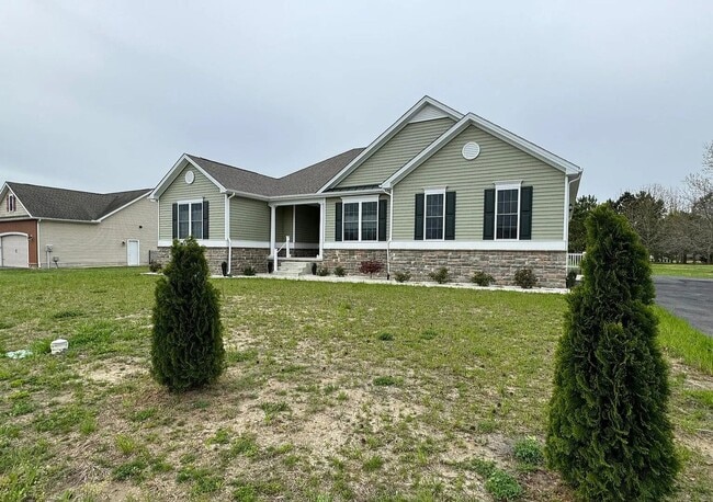 Building Photo - For Rent: Stunning Modern Ranch in Estates of Morris Mill $3,500/month + Utilities | Available Now