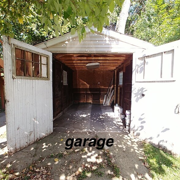 Building Photo - 752 Keenan Ave