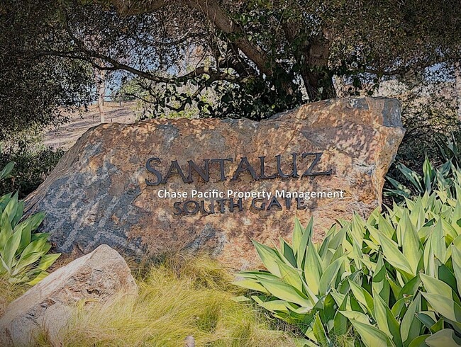 Building Photo - 14414 Caminito Lazanja
