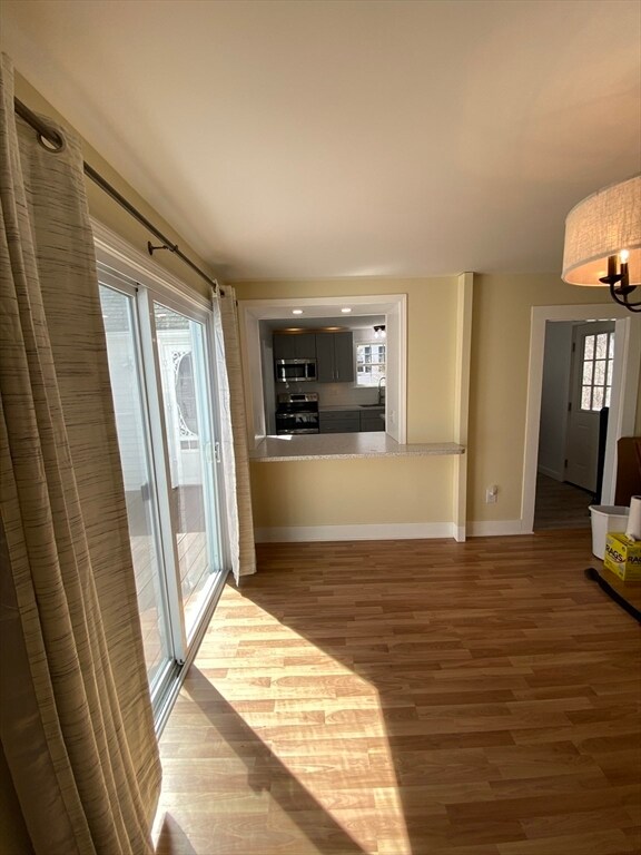 Building Photo - 74 Moore Ave