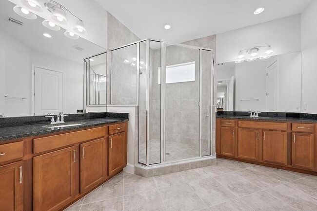 Building Photo - 5432 Pecan Dr