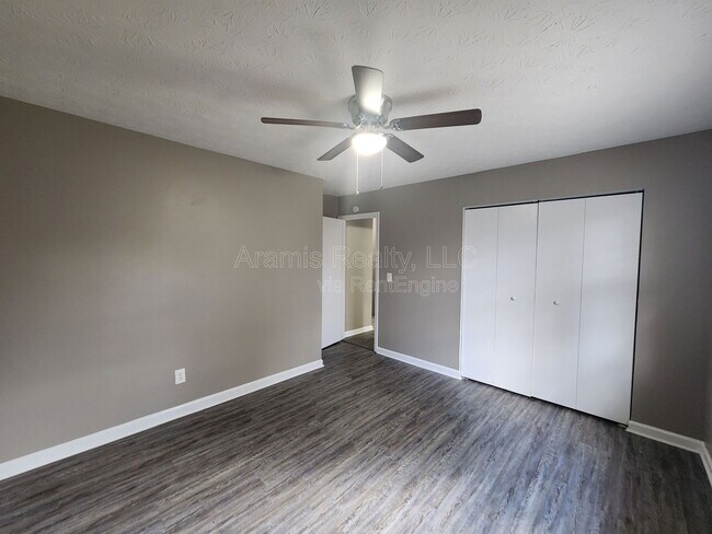 Building Photo - 2990 Carriage Trail