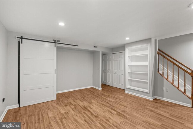 Building Photo - 8540 Harvest View Ct